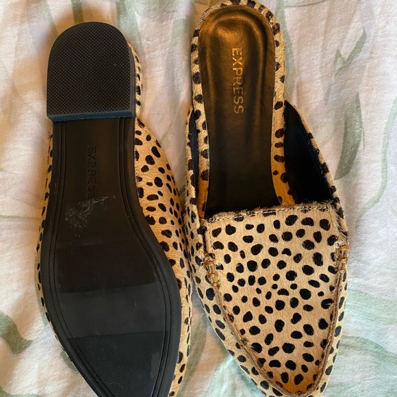 Leopard Cheetah Print Loafer Mules… - Picture 4 of 11